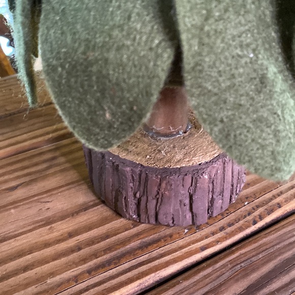 Pottery Barn Kids Felt Santa Claus Shelf Sitter with Felt Christmas Tree Set - Picture 10 of 16